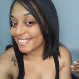 Meet your Posher, Kinya